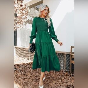 Cupshe Anastasia Smocked Long Sleeve Maxi Dress NEW 💚